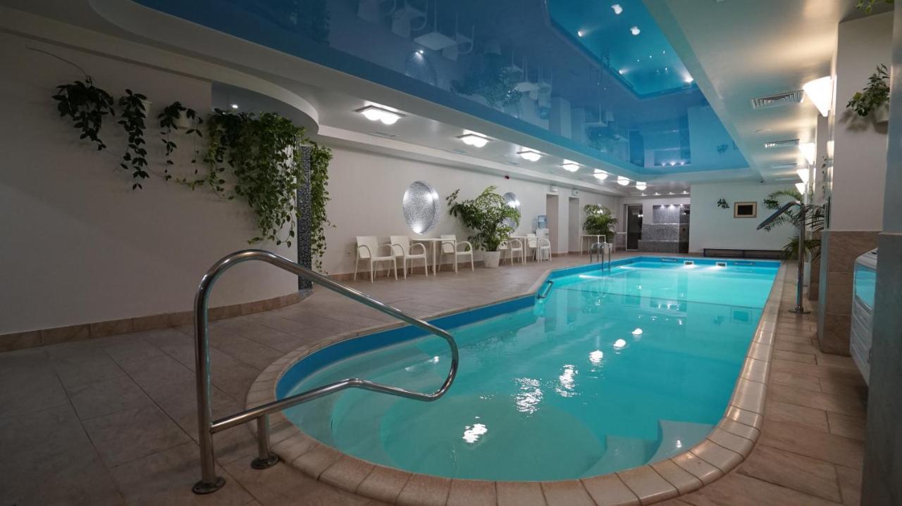 Mercury Hotel Kharkiv Exterior photo